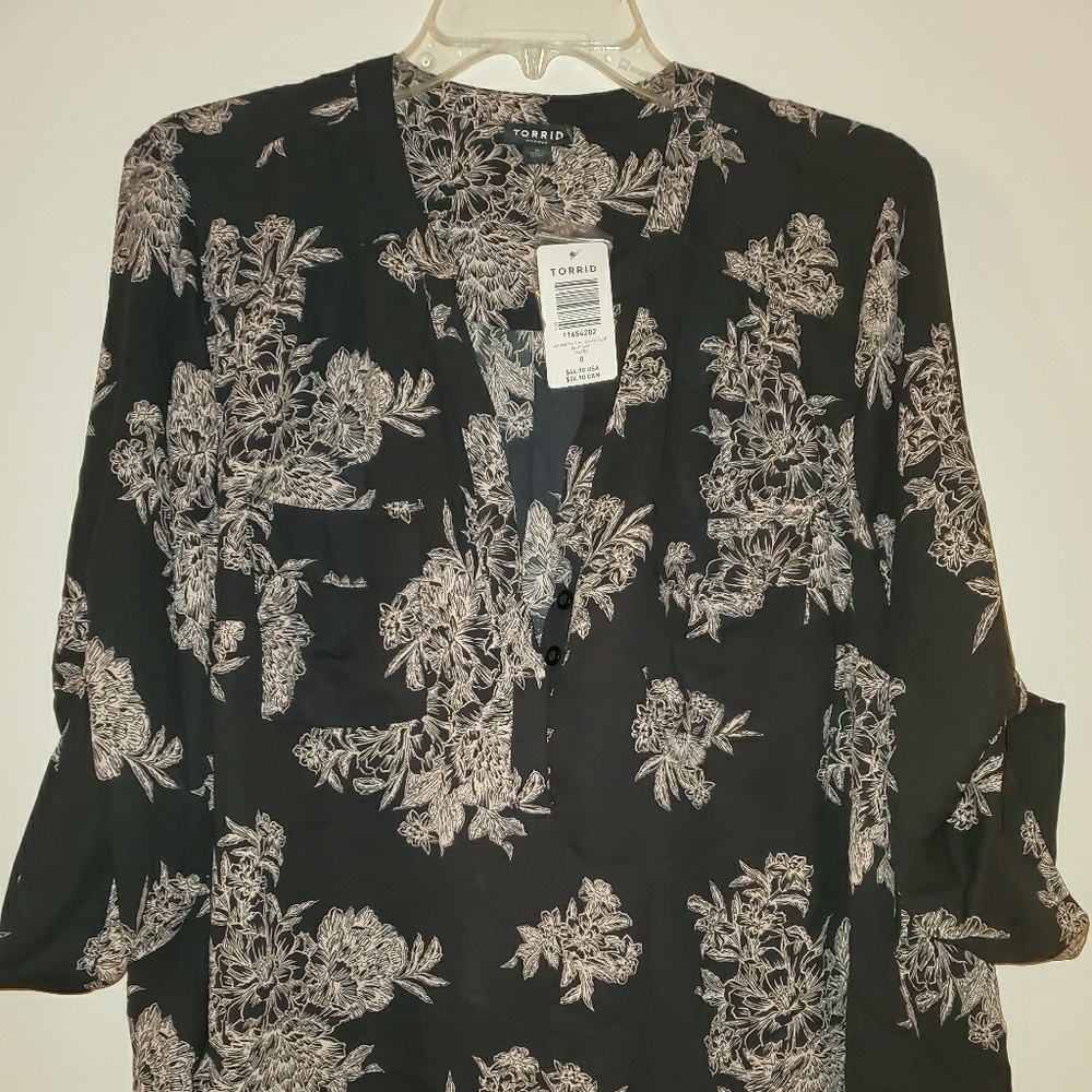 Flower blouse - Picture 2 of 3